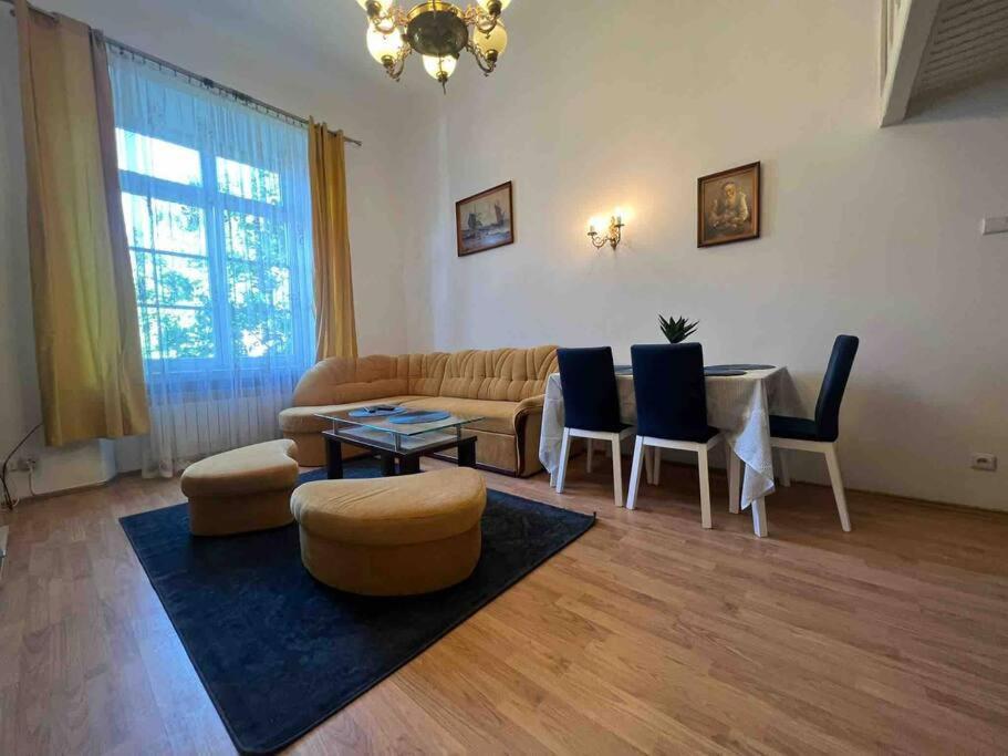 Grodzka / Apartment With Balcony クラクフ エクステリア 写真